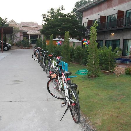 The Bike Loft Family Hostel HHQ Buitenkant foto