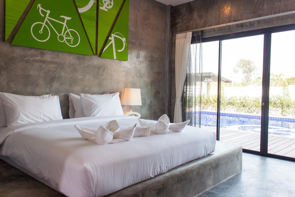 The Bike Loft Family Hostel HHQ Buitenkant foto